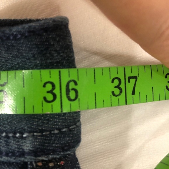 Womens Rhinestone Guess Jeans. Size 36/33 - Picture 5 of 10